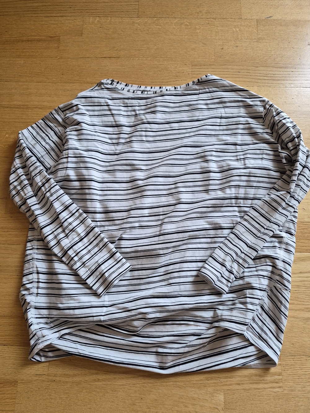 lululemon athletica Striped Long-Sleeve Top - White & Black